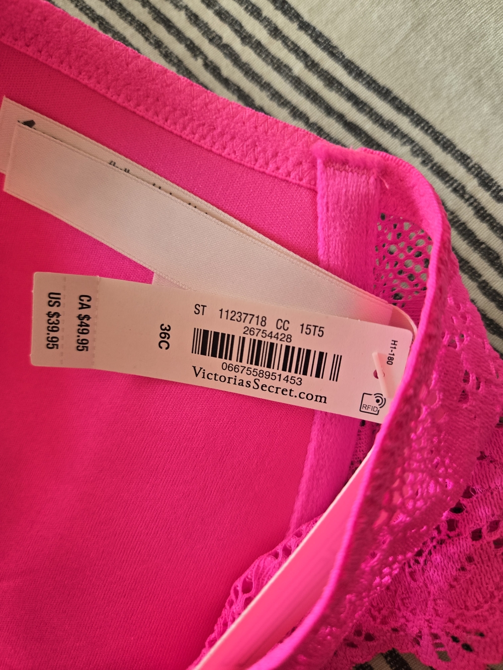 Victoria's Secret Hot Pink Lace Push-Up Bra - Picture 4 of 4